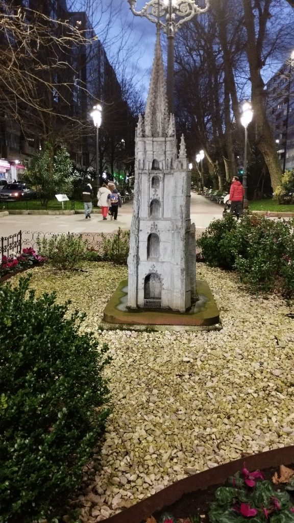 la mini catedral de Oviedo en Santander