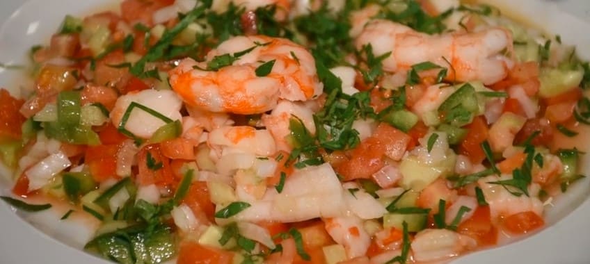 salpicón de langostinos