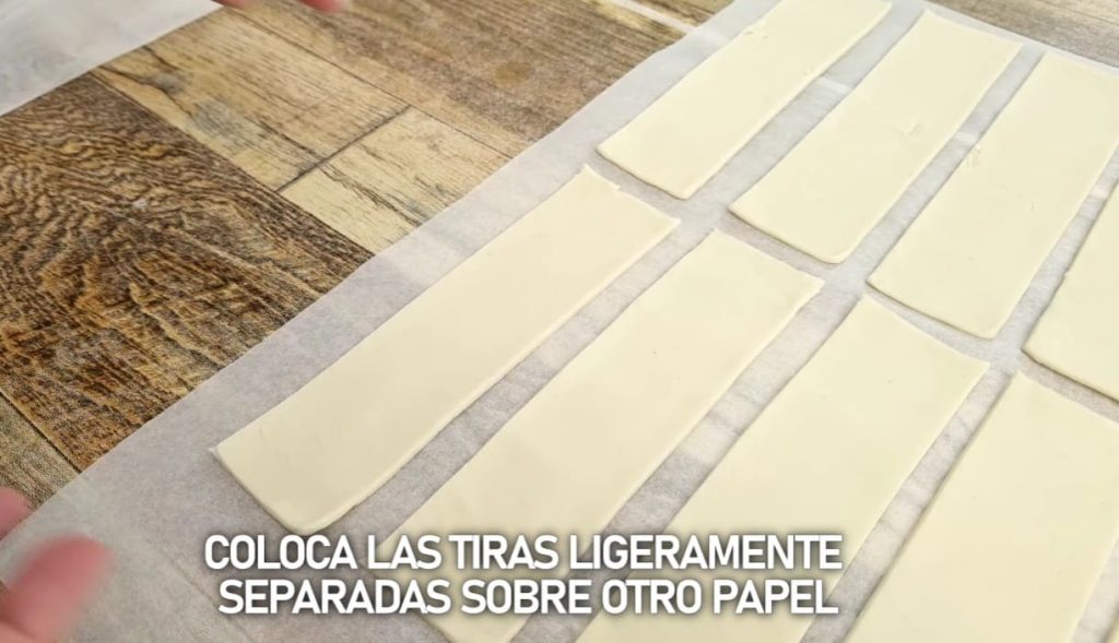 Corbatas de Unquera tiras de hojaldre