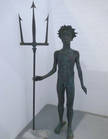 escultura de Neptuno niño restaurada