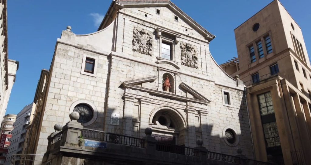 exterior de la iglesia Anunciación Santander