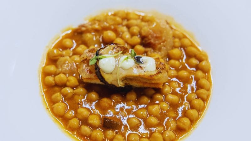 garbanzos pedrosillano con papada ibérica x ruta pucheros cántabros