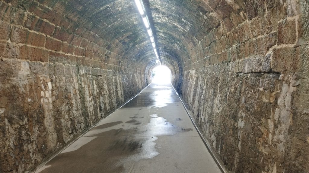 interior del Túnel del Tren de Pombo